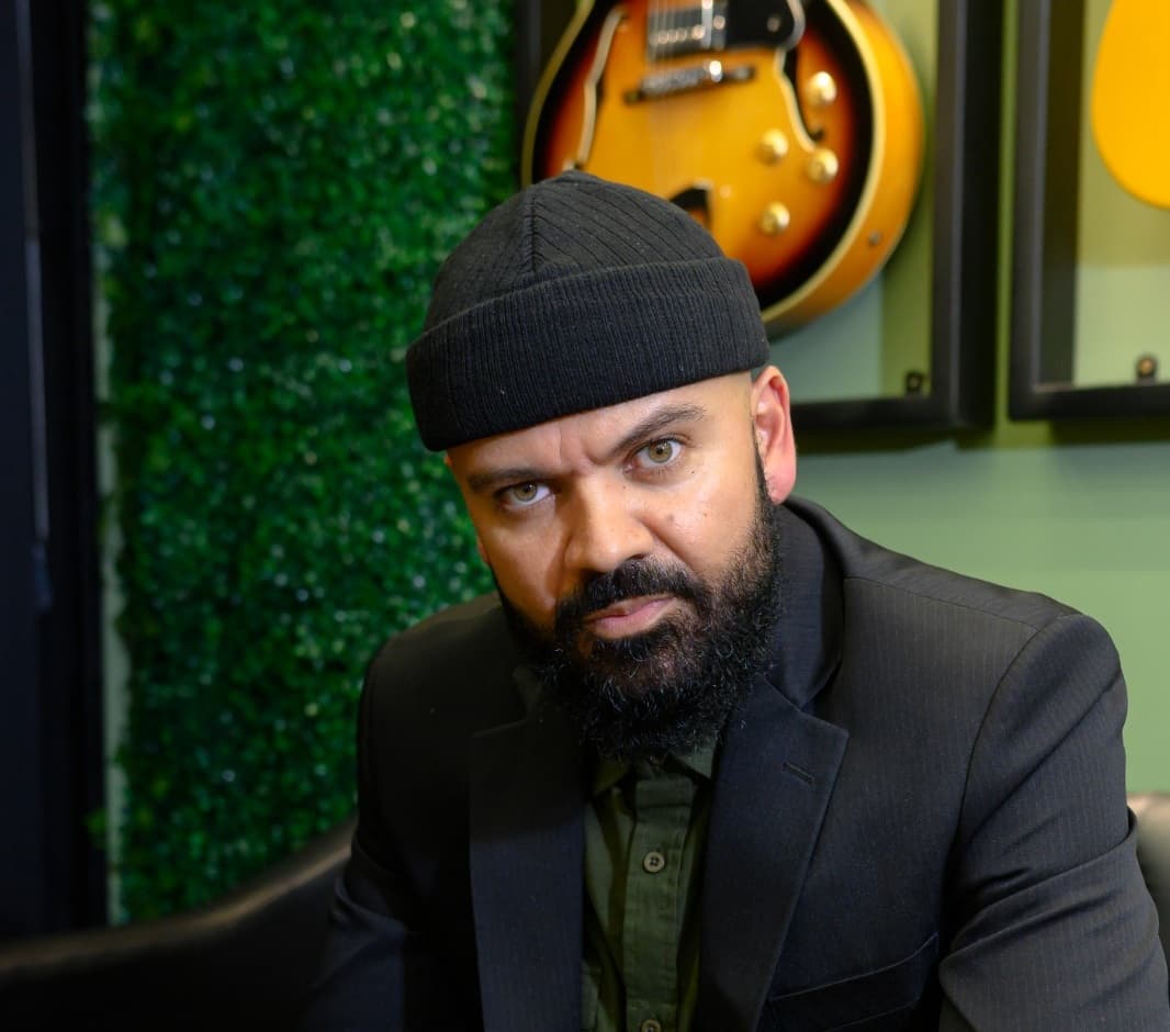William Farias, CEO e barbeiro da DiFaria Barber Music